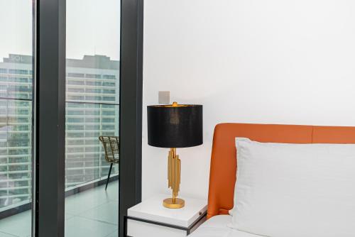 Brand New Lux 1BR Apartment in Business Bay with Pool, Gym and Parking, Dubai (Foto 6)