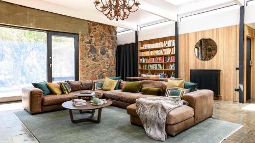 Flow Stone House Gisborne in Gisborne