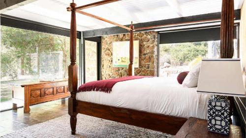 Flow Stone House Gisborne in Gisborne