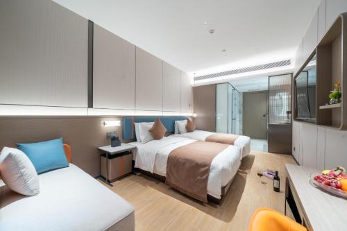 room detail thumbnail 1