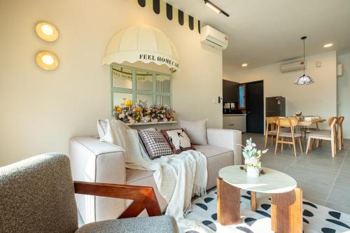 Cuteness Overload Cafe Vibes Homestay with Crib