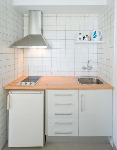 Apartamentos Playasol Riviera - image 2