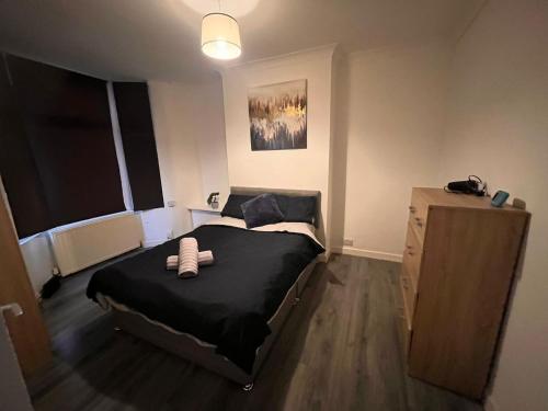 Contractor home close to centre and motorway links