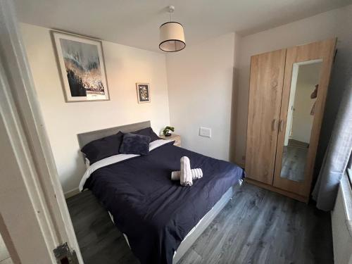 Contractor home close to centre and motorway links, Liverpool (photo 3)
