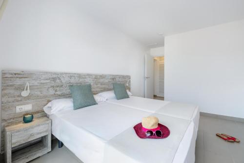 Apartamentos Playasol Riviera - image 8