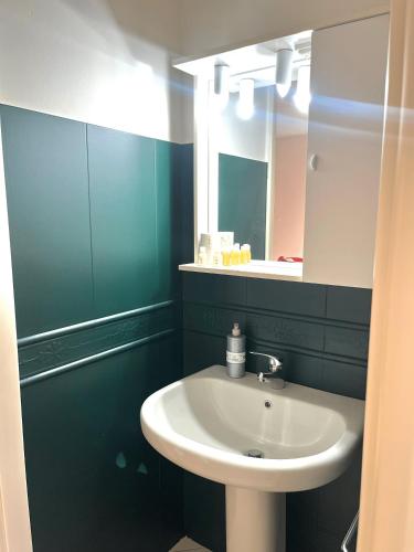 Happy Central Apartments - Alba