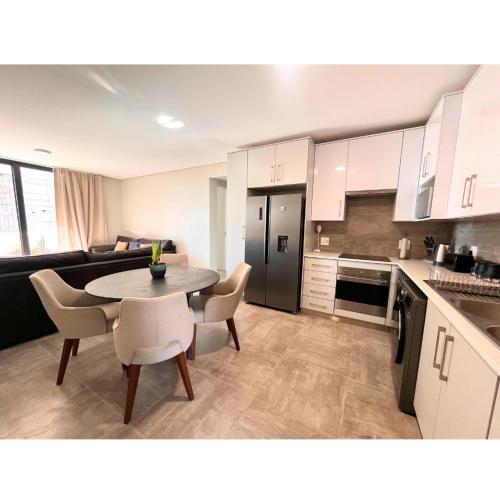 Sunny Apartment in Summerstrand within walking distance of the beach, PE, Gqeberha (фото 6)