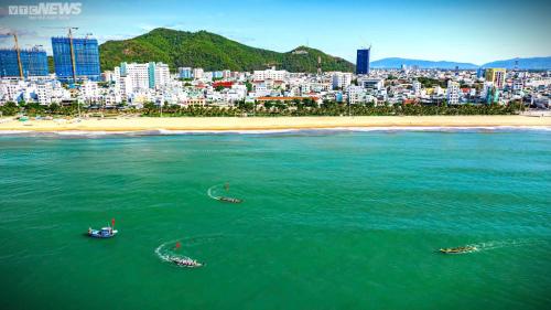 Nơi tham quan gần đây, Khách sạn Đông Tây Quy Nhơn (Khach san Đong Tay Quy Nhon) in Quy Nhơn (Bình Định)