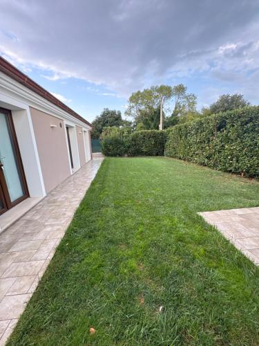 Jardín, Scossicci Del Sole in Loreto