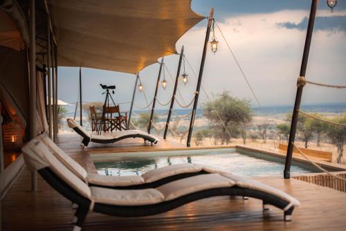 Skats, Serengeti Luxury Retreat in Banagi