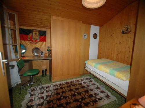 Chalet in Wilderswil with Jungfrau Views 4