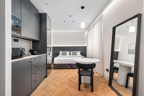 Pacifico Suites near Retiro in Retiro