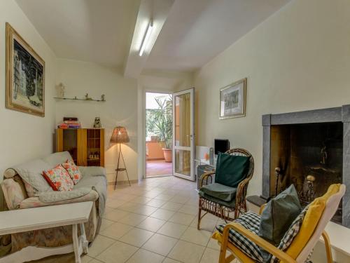 Villa with garden near Versilia Beach, Camaiore (zdjęcie 6)