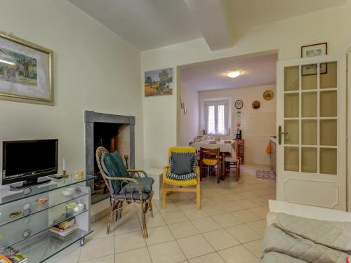 Villa with garden near Versilia Beach, Camaiore (zdjęcie 8)
