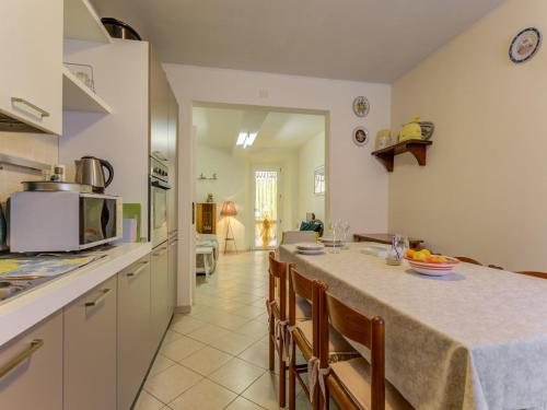Villa with garden near Versilia Beach, Camaiore (zdjęcie 10)