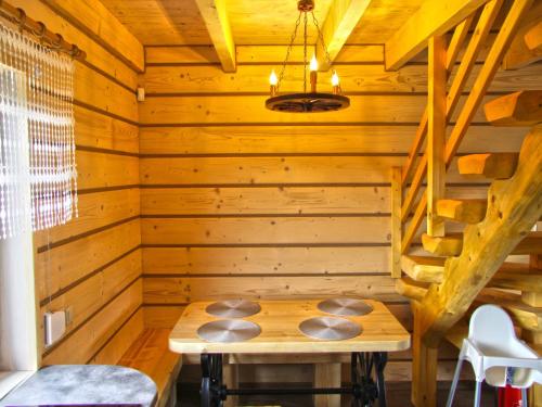 Iekārtas, A wooden, eco-friendly house by the Goszcza lake Living room, 2 bedrooms in Mocki