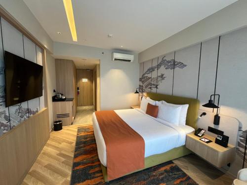 room detail thumbnail 1
