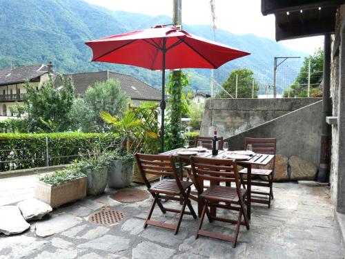 Holiday Home Rustico Emilio by Interhome in Roveredo