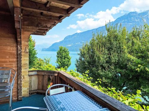 Chalet Haus am See 4B by Interhome in Niederried