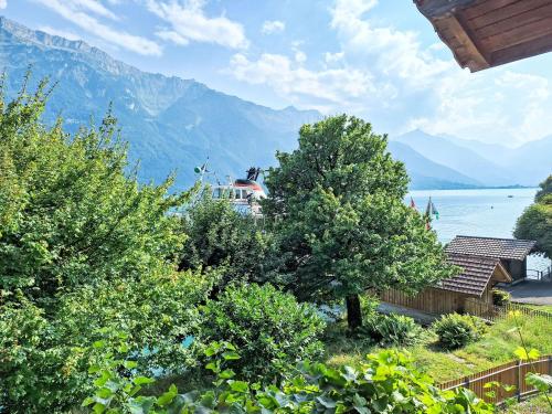 Chalet Haus am See 4B by Interhome in Niederried