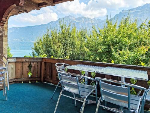 Chalet Haus am See by Interhome in Niederried