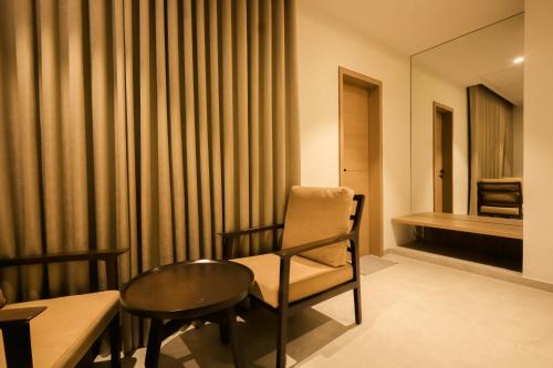 Hotel ADB Mansingh Inn, Rajkot (photo 3)