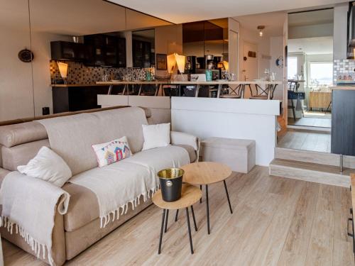 Studio Les Marinas-17 by Interhome