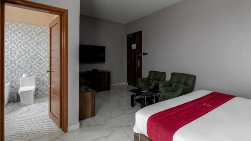 Shamrock Hotel