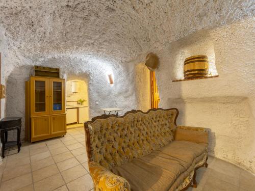 Holiday Home Cueva Mariana Pineda by Interhome in Terque