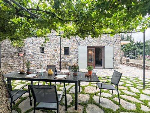 Holiday Home Il Collegio by Interhome in Lucinasco