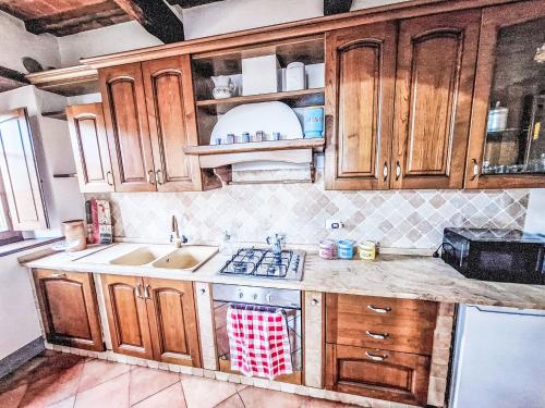 Apartment Gaiole Apartament by Interhome in กาโยเล อิน กีอันติ