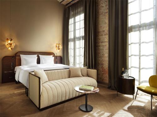 Telegraphenamt Room Type - Deluxe Double Room