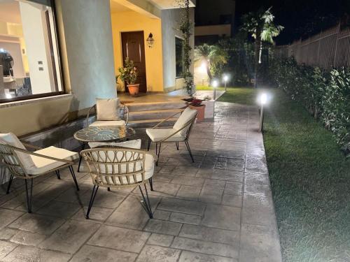 Villa Oasi Bonita a Mondello in مونديللو