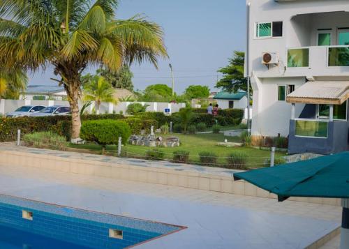 LLOYDS BEACH RESORT and SPA in Nyanyanu