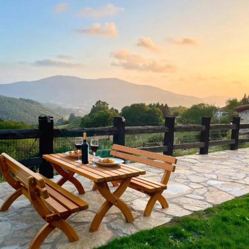 ELEXBURU LANDA Apartamentos Turisticos Rurales in San Pelaio