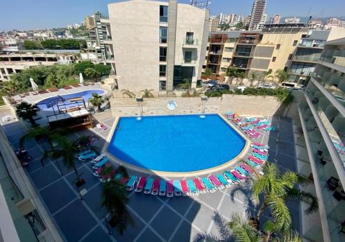 Sunshine Resort - Tabarja, Lebanon in Wata Slam