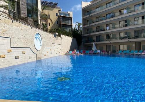 Sunshine Resort - Tabarja, Lebanon in Wata Slam