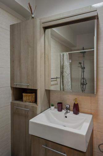 Bucharest Central Apartments - image 4