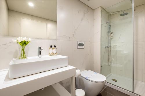 Sao Bento Luxury Hideaway 2 Bedroom Downtown Porto - image 3