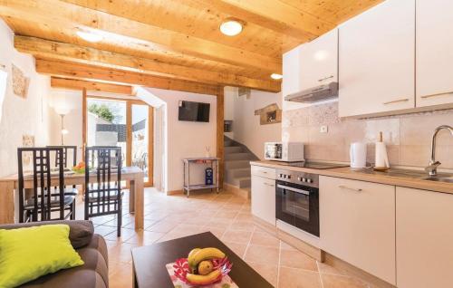 Létesítmények, Lukini dvori by Villas Guide in Svetvincenat