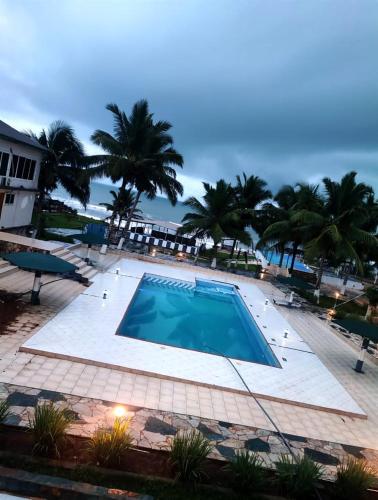 LLOYDS BEACH RESORT and SPA in Nyanyanu