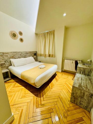 Hostal Sol Square Madrid