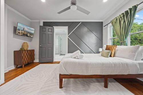 Spacious 5BR Yard Access Grant Park in Peoplestown