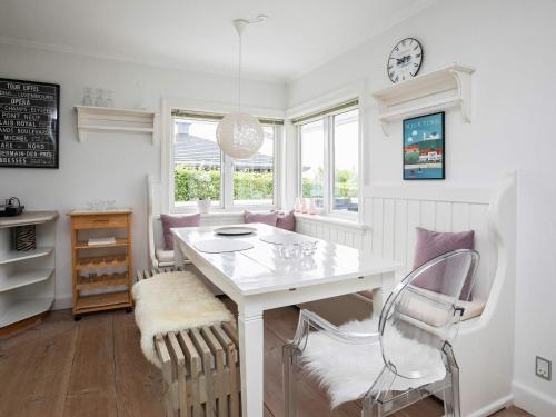 2 person holiday home in Esbjerg V-By Traum in Hjerting