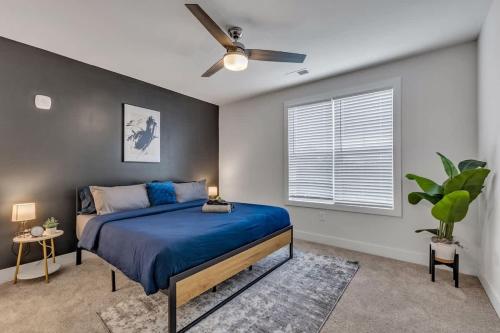 Luxe King 2BR Suite Mins to Downtown Durham