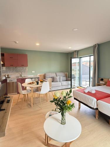 Luxury Singular Blue