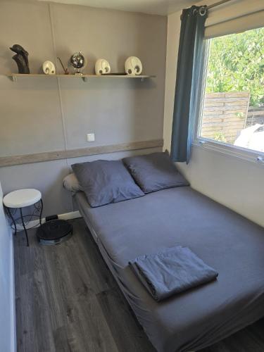 Charmant Mobil home avec piscine privative in 吉姆努斯