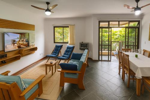 Apartamento Amplo - Praia Enseada - Beach Host