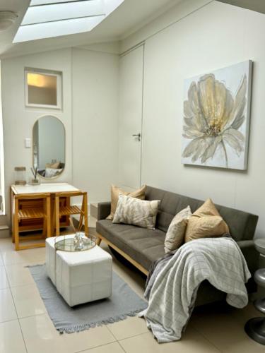 White Waves Beach Apartment - image 9
