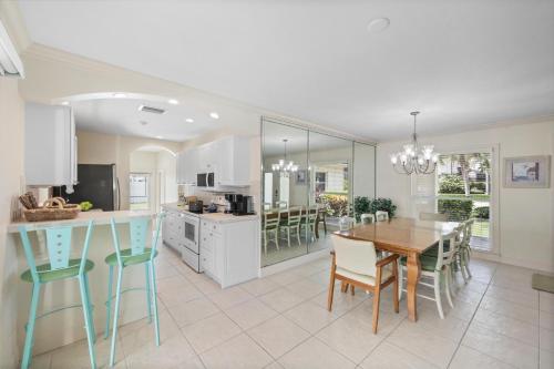 438 Kendall Drive - image 11